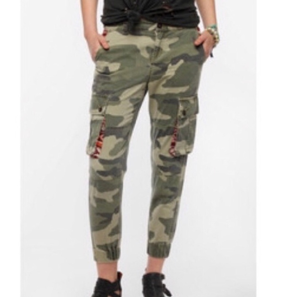 BDG Camo Cargo Pants